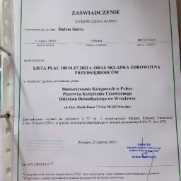 Skan zaświadczenia o ukończeniu kursu 'Lista płac od 01.07.2022 r. oraz składka zdrowotna przedsiębiorców', wydanego przez Stowarzyszenie Księgowych w Polsce, Oddział Dolnośląski we Wrocławiu,...