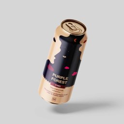Klaudia Jakubowska - Pływająca puszka napoju 'Purple Forest' z minimalistycznym designem przedstawiającym profil twarzy na tle nocnego nieba z gwiazdami i chmurami, w kolorach beżu, granatu i różu.