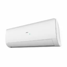 Biała jednostka wewnętrzna klimatyzacji marki Heiko z delikatnym niebieskim wskaźnikiem LED, na białym tle.