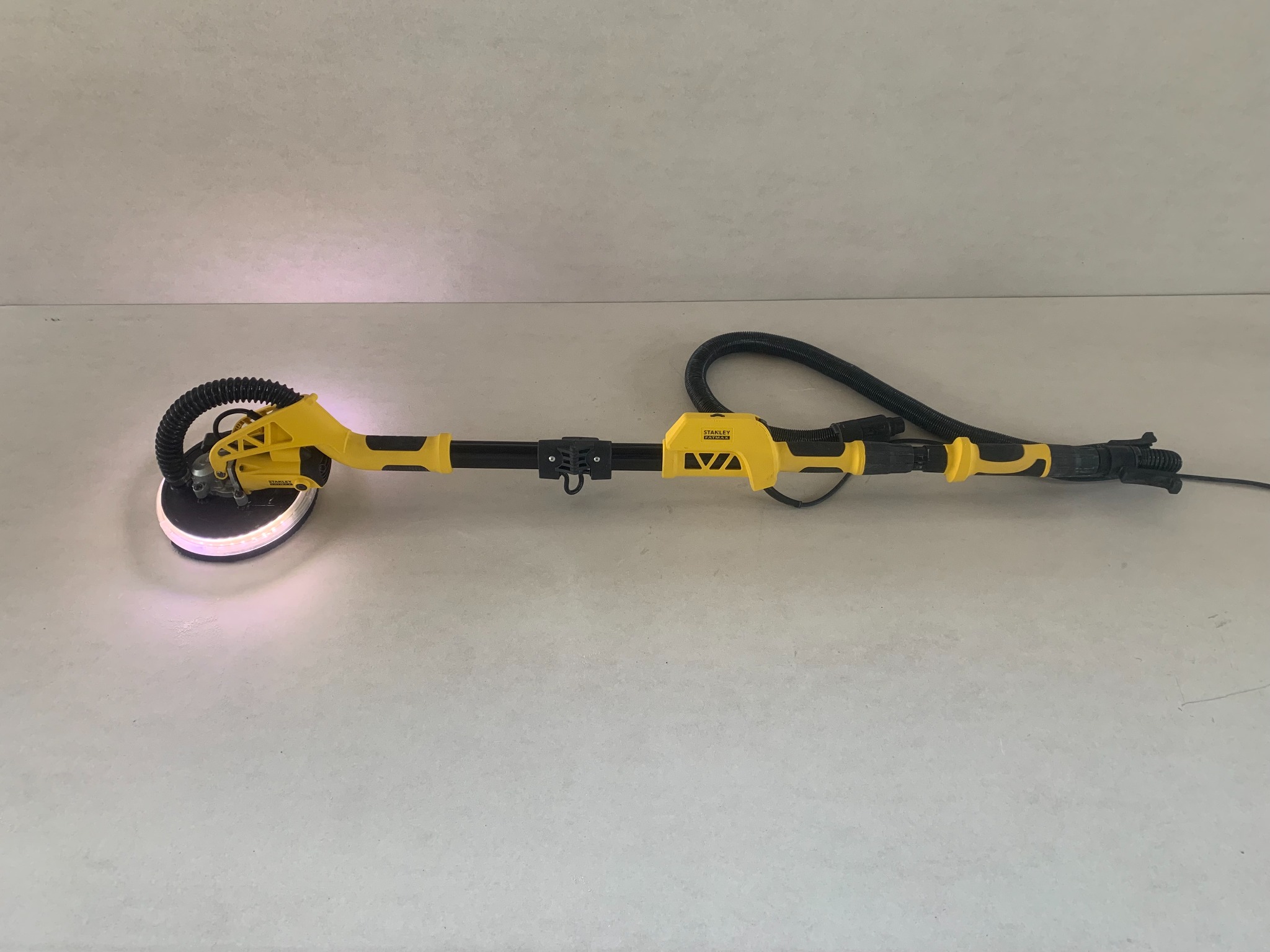 Wynajem szlifierka, żyrafa szlifowania gładzi Stanley Fatmax