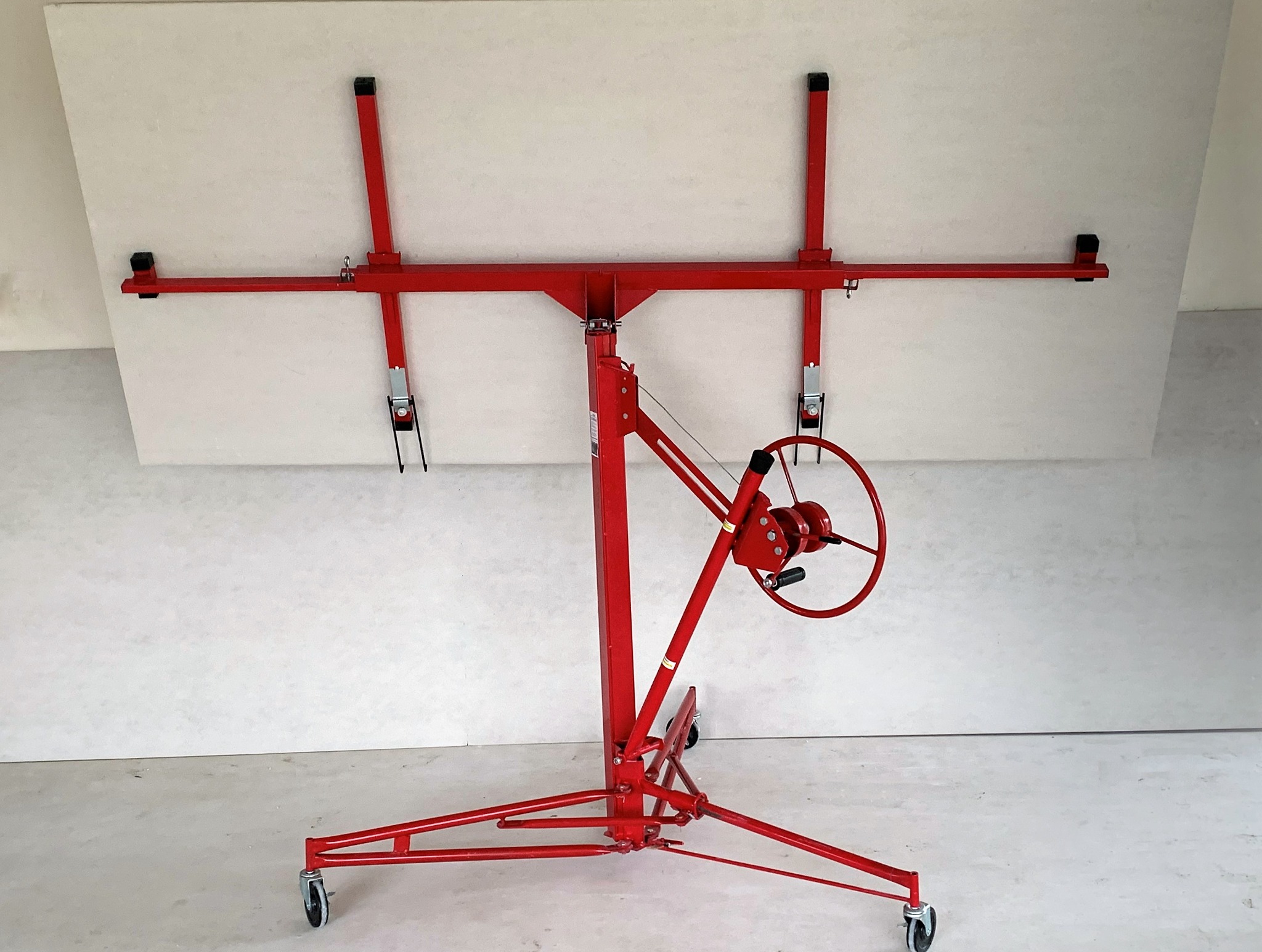 Wynajem podnośnik, winda do płyt gipsowo kartonowych