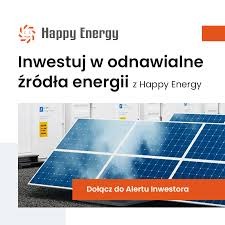 Panel słoneczny z efektem wizualnym dymu, logo Happy Energy w lewym górnym rogu, hasło 'Inwestuj w odnawialne źródła energii'.
