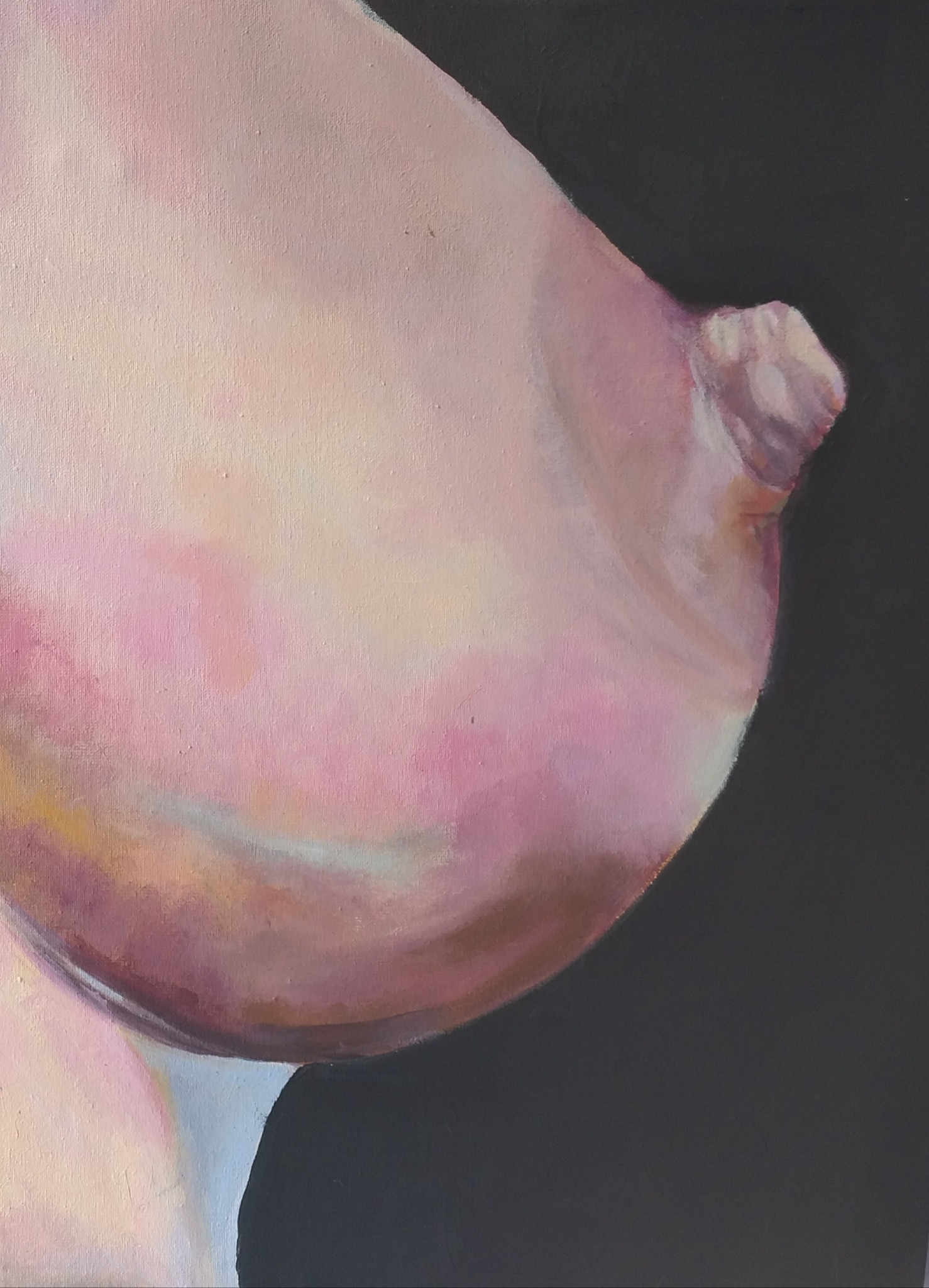 Fragment obrazu olejnego przedstawiającego kobiece ciało na ciemnym tle, z widoczną fakturą płótna i subtelną grą świateł w odcieniach różu, bieli i fioletu.
