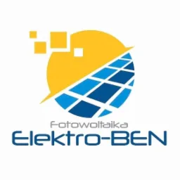 Logo firmy Elektro-BEN z motywem słońca i paneli słonecznych, w kolorach żółtym i niebieskim, z nazwą firmy poniżej.