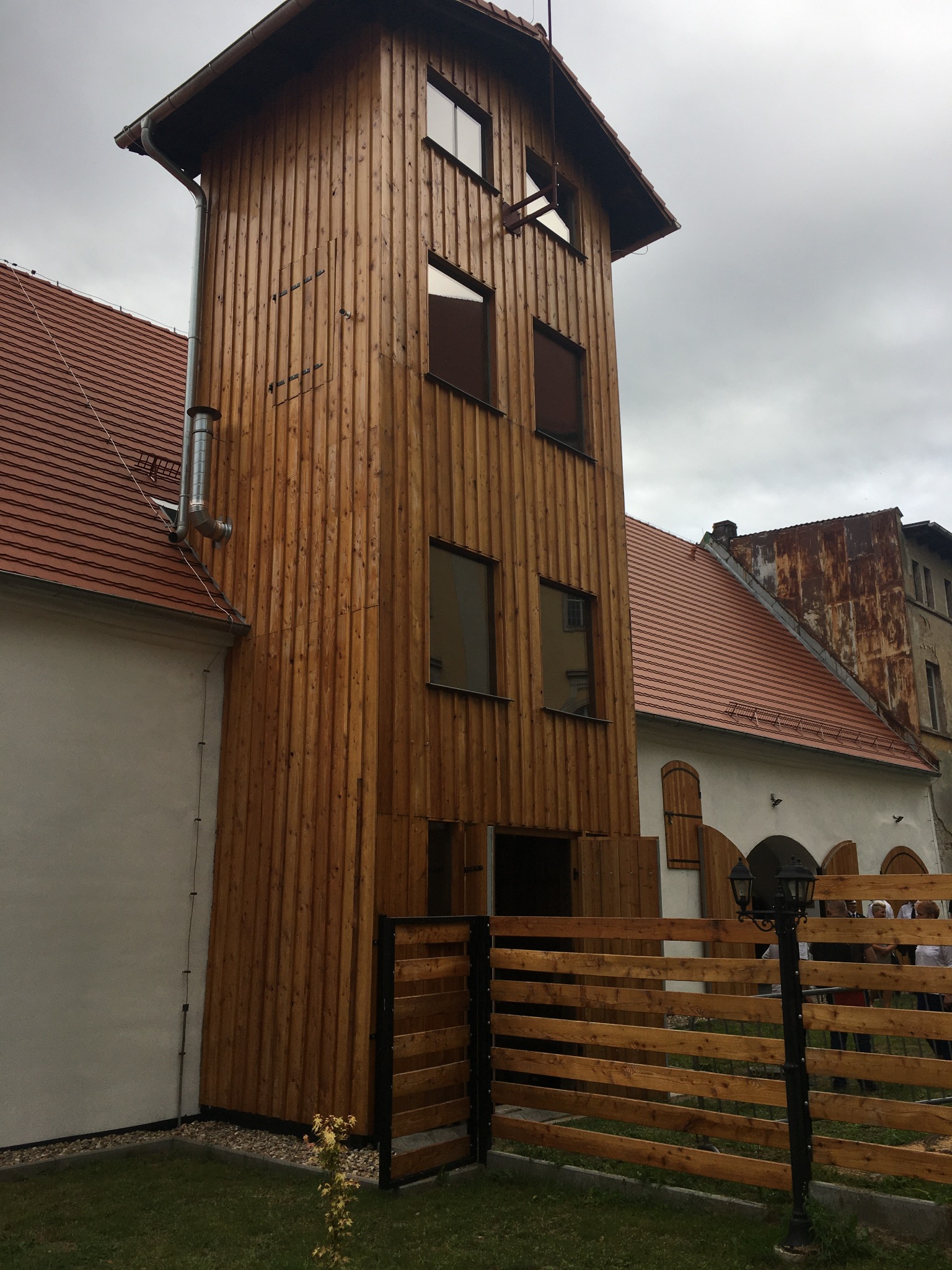 OSP Lubomierz =elewacja po remoncie ,wieża