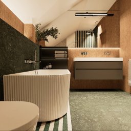 Łukasz Macuga architekt wnętrz - Nowoczesna łazienka na poddaszu z wanną, umywalką i zielonymi akcentami. Drewniane panele ścienne i marmurowe płytki podłogowe tworzą elegancki wystrój.