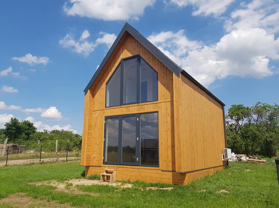 dom 35 m2, 2 sypialnie u góry