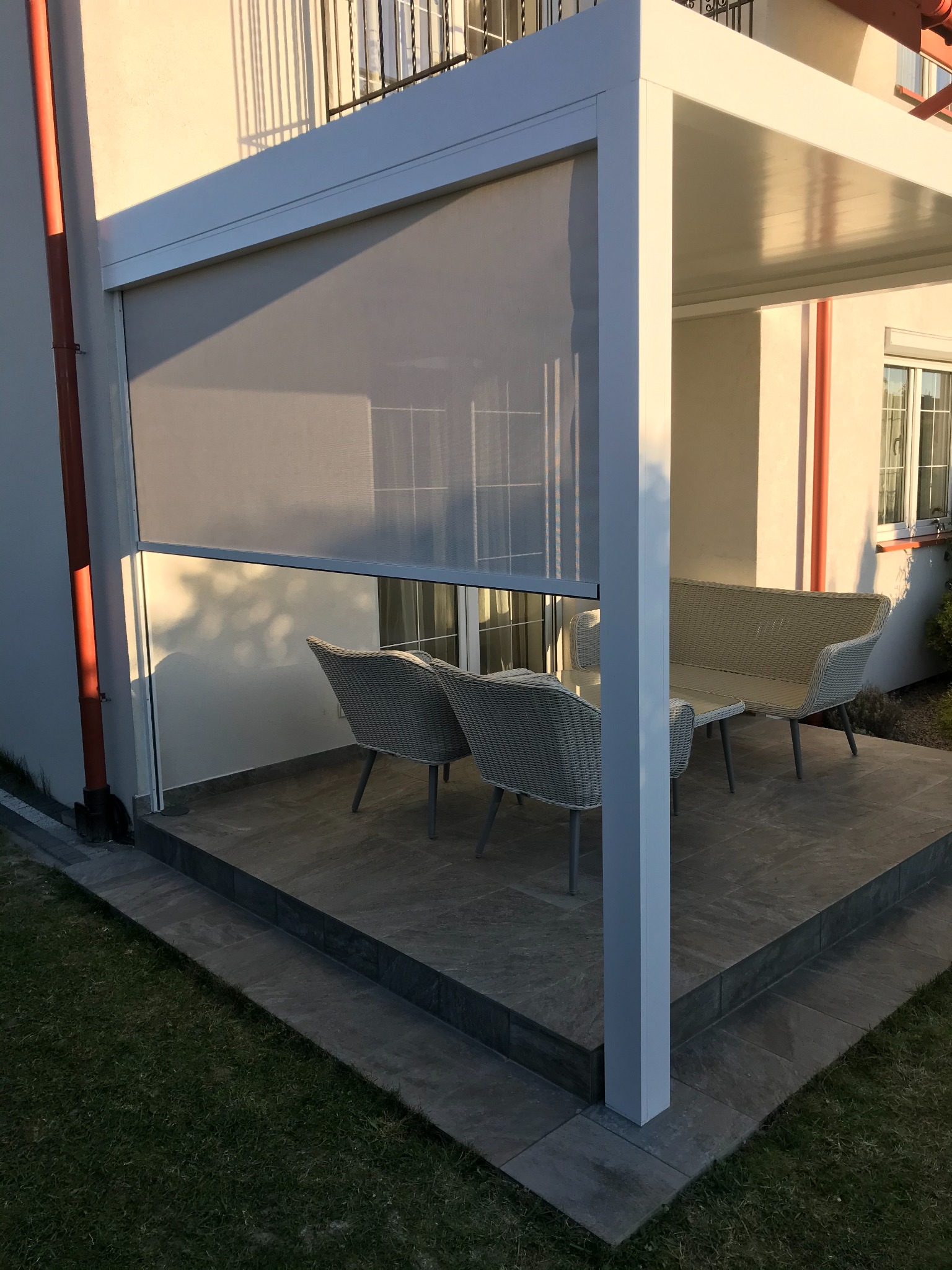 Pergola Tarasowa z roletą Screen