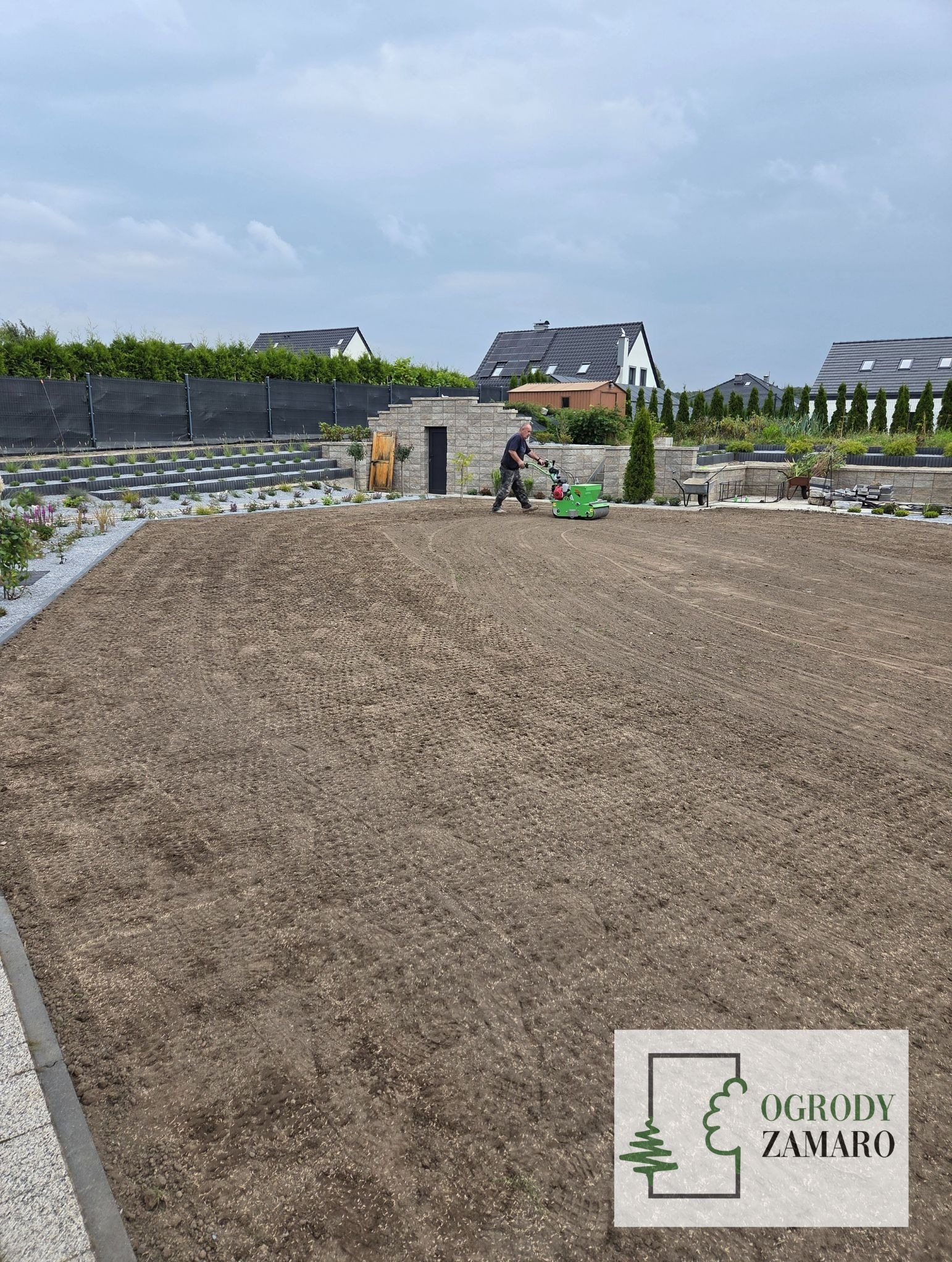 Zakładanie trawnika, trawnik z siewu Elbląg