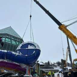 Agencja Alpinistyczna - Byle Wyżej. Damian Postek - Czyszczenie rynien Warszawa