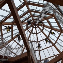 Agencja Alpinistyczna - Byle Wyżej. Damian Postek - Prace wysokościowe Warszawa