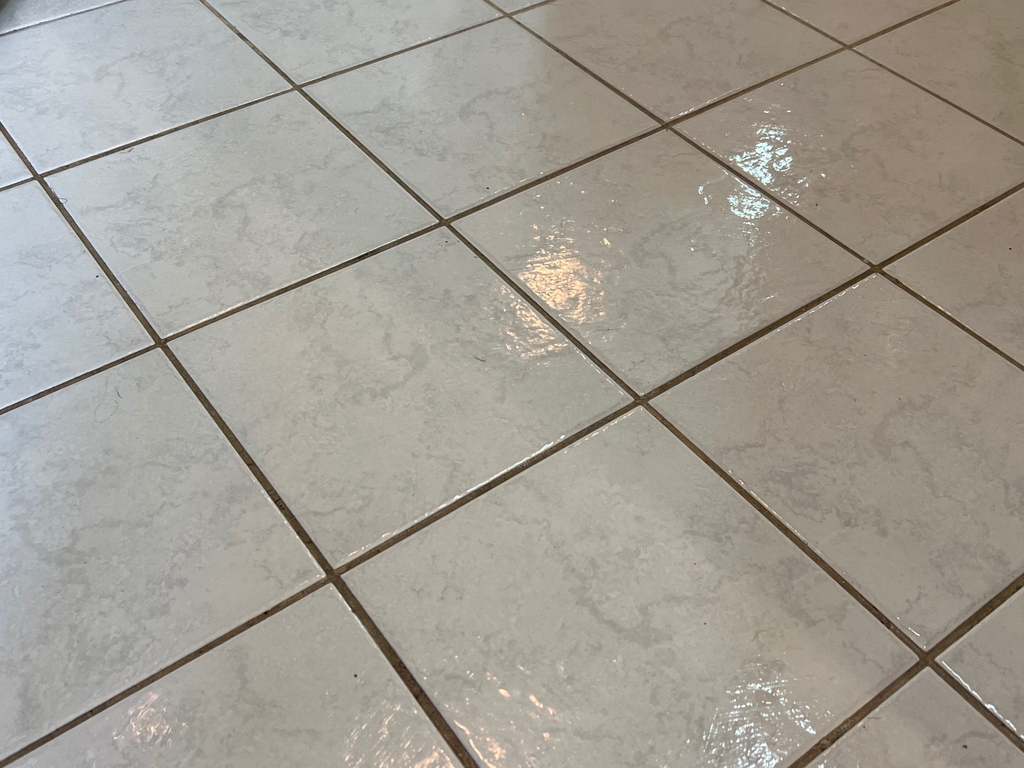 Czyszczenie fugi przed