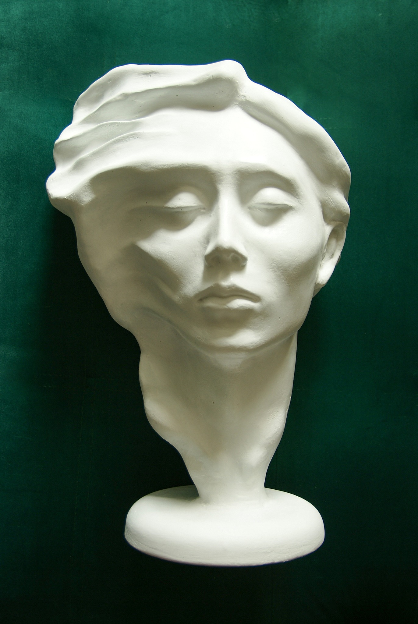 Rzeźba 'Milcząca' Odlew gipsowy z gliny ok 50cm wysokości