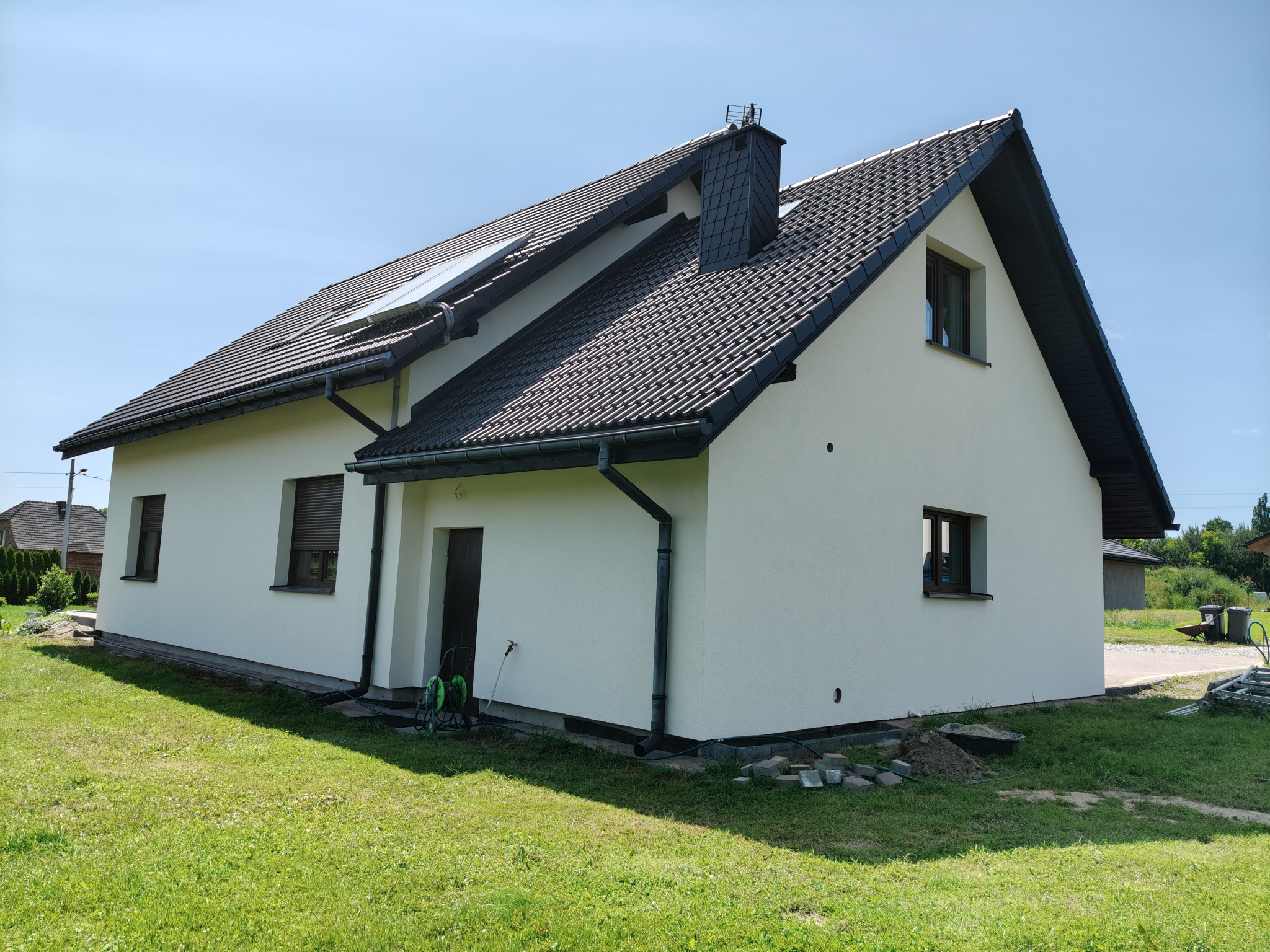 Łuków. Tynkowanie ocieplonego już budynku