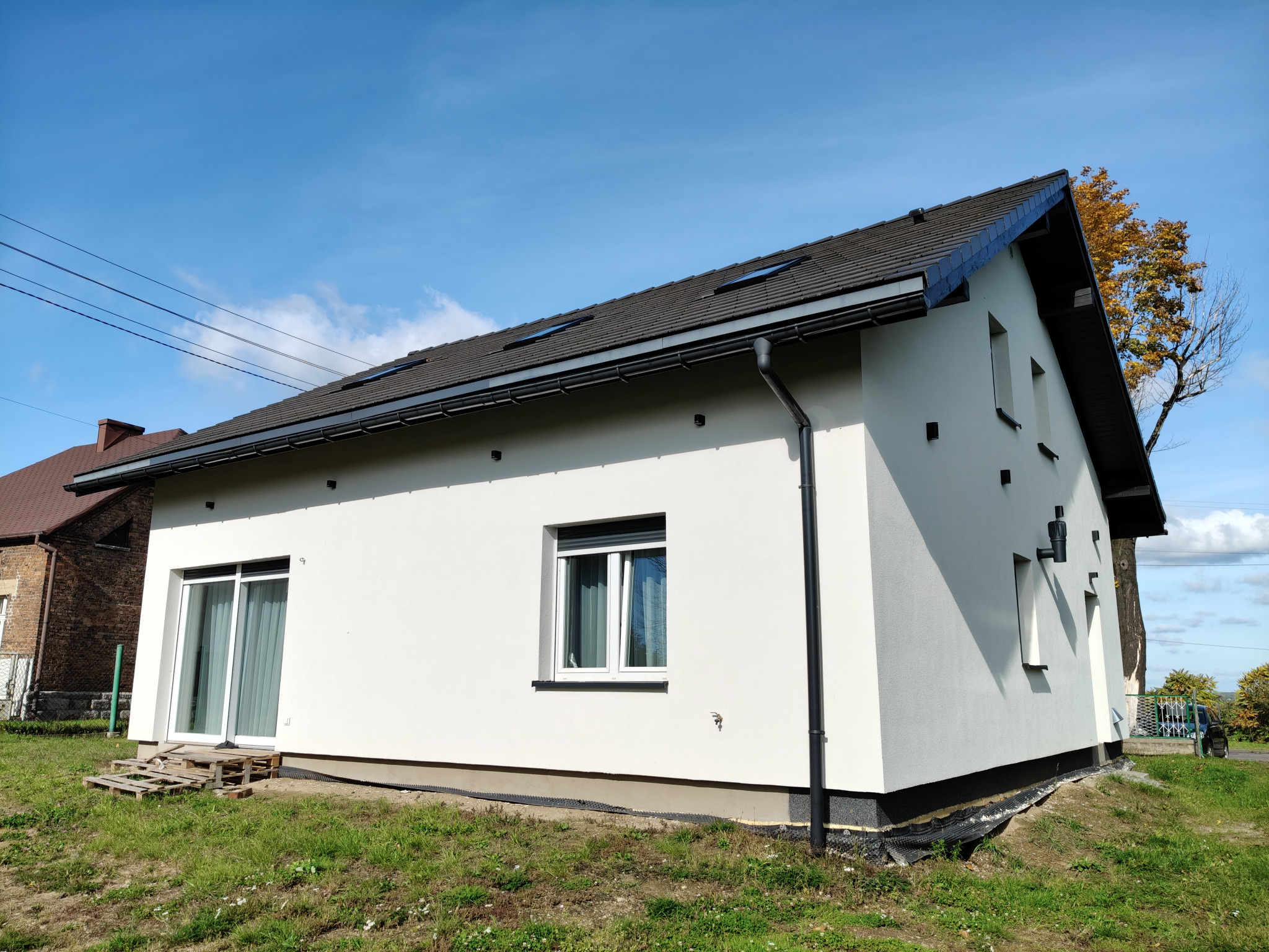 Rydułtowy Radoszowy. Wykonanie elewacji