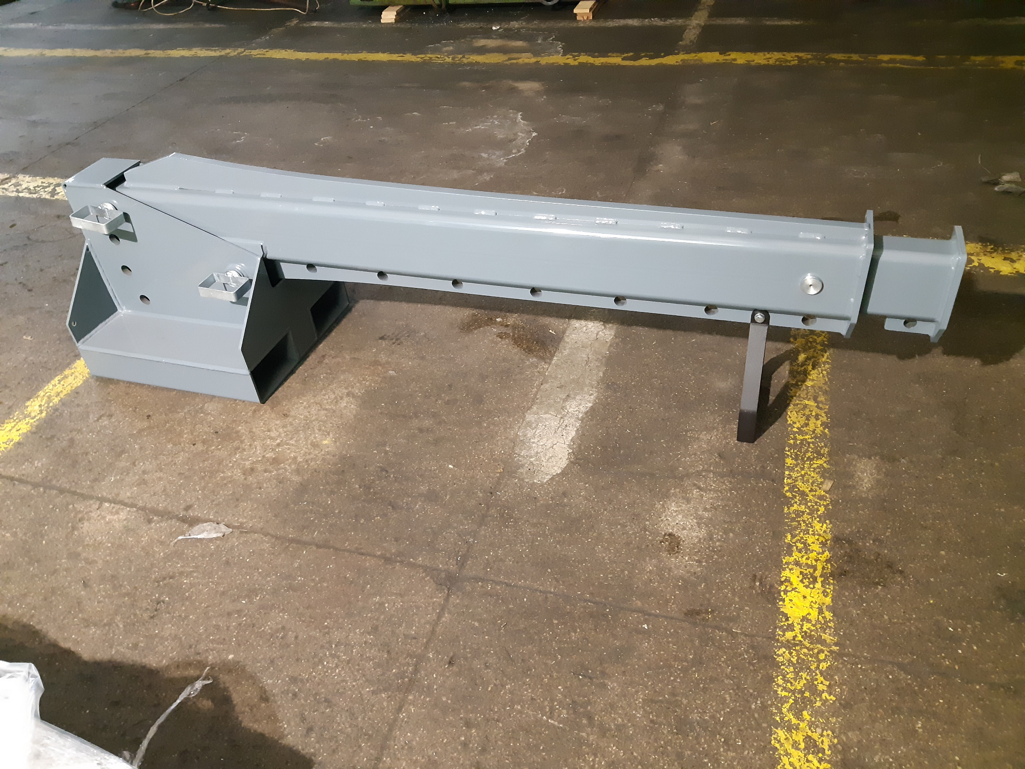 Wysięgnik do wózka widłowego