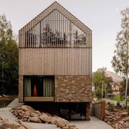 Karpacz. Apartamenty Wilcza Forrest. Elewacje z drewna  Thermo Sosna