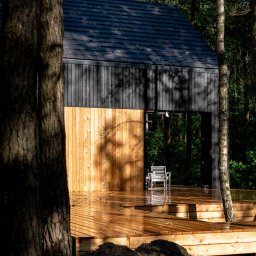 BLACKWOOD - Lodz. Elewacje z deski opalonej Shou Sugi Ban.