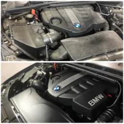 Silnik BMW przed i po czyszczeniu, widoczna różnica w zabrudzeniu elementów przed i po zabiegu.