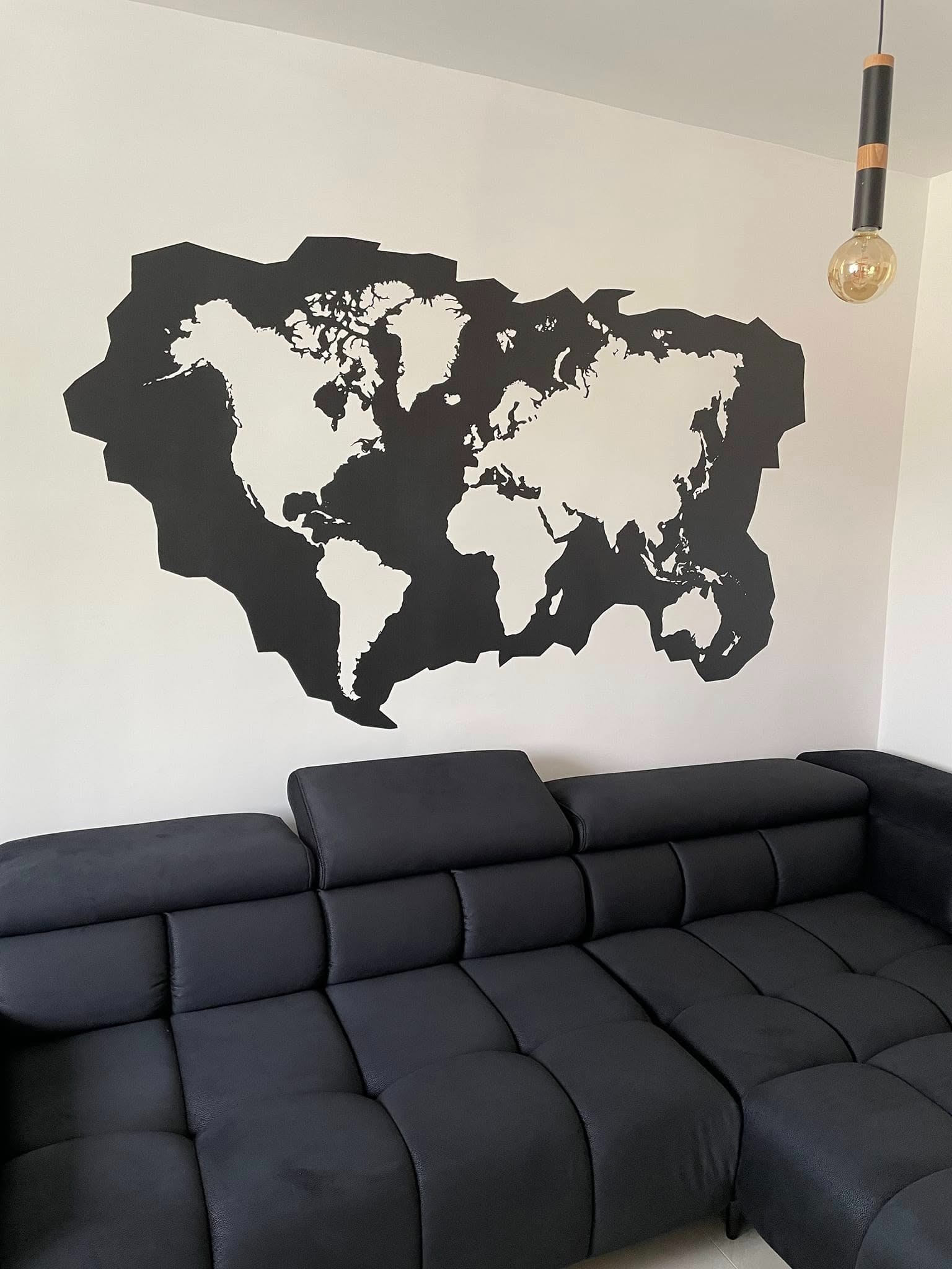 Druk ścienny mapy świata.