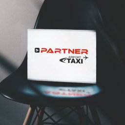 Logo dla firmy Partner Airport Taxi

Zakres prac:
Projekt graficzny logo