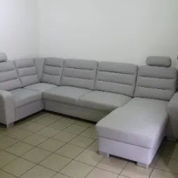 Renowacja narożnika , wymiana pianki tapicerskiej oraz tkaniny .