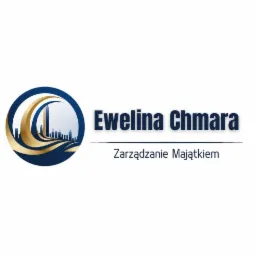 Logo firmy Ewelina Chmara Zarządzanie Majątkiem: stylizowany, złoty krajobraz miejski w granatowym okręgu.