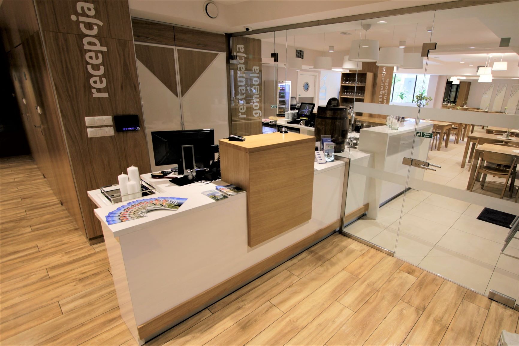 Recepcja hotelu Czarny Potok