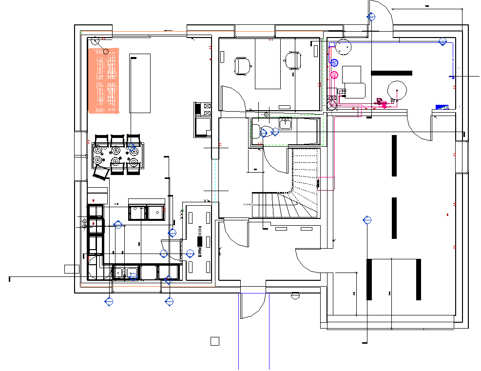 Rzut poziomy mieszkania z rozmieszczeniem mebli i wyposażenia, widok z góry, uwzględniono wymiary i schemat instalacji.