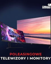 Dwa monitory LCD obok siebie, jeden wyświetla kolorową grafikę kosmiczną, drugi spokojny krajobraz zachodzącego słońca, na ciemnogranatowym tle z logo firmy monitoringowej w prawym górnym rogu.