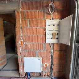Kamil Chodziuk instalacje elektryczne Limak - Wysokiej Klasy Elektryk Będzin