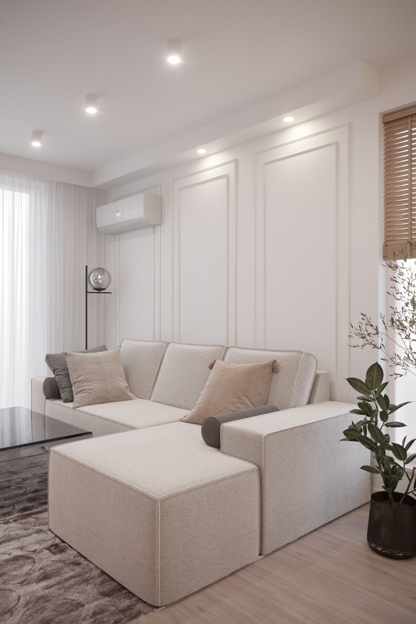 Jasny, minimalistyczny salon z modułową sofą w odcieniach beżu, ozdobnymi panelami ściennymi, szklanym stolikiem kawowym i rośliną w ciemnej donicy.