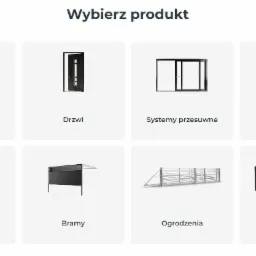Kafelki z ikonami produktów: otwarte okno z czarną ramą, drzwi wejściowe, przesuwne okno, moskitiera, zwinięta roleta, otwarta brama garażowa, ogrodzenie panelowe, pergola.