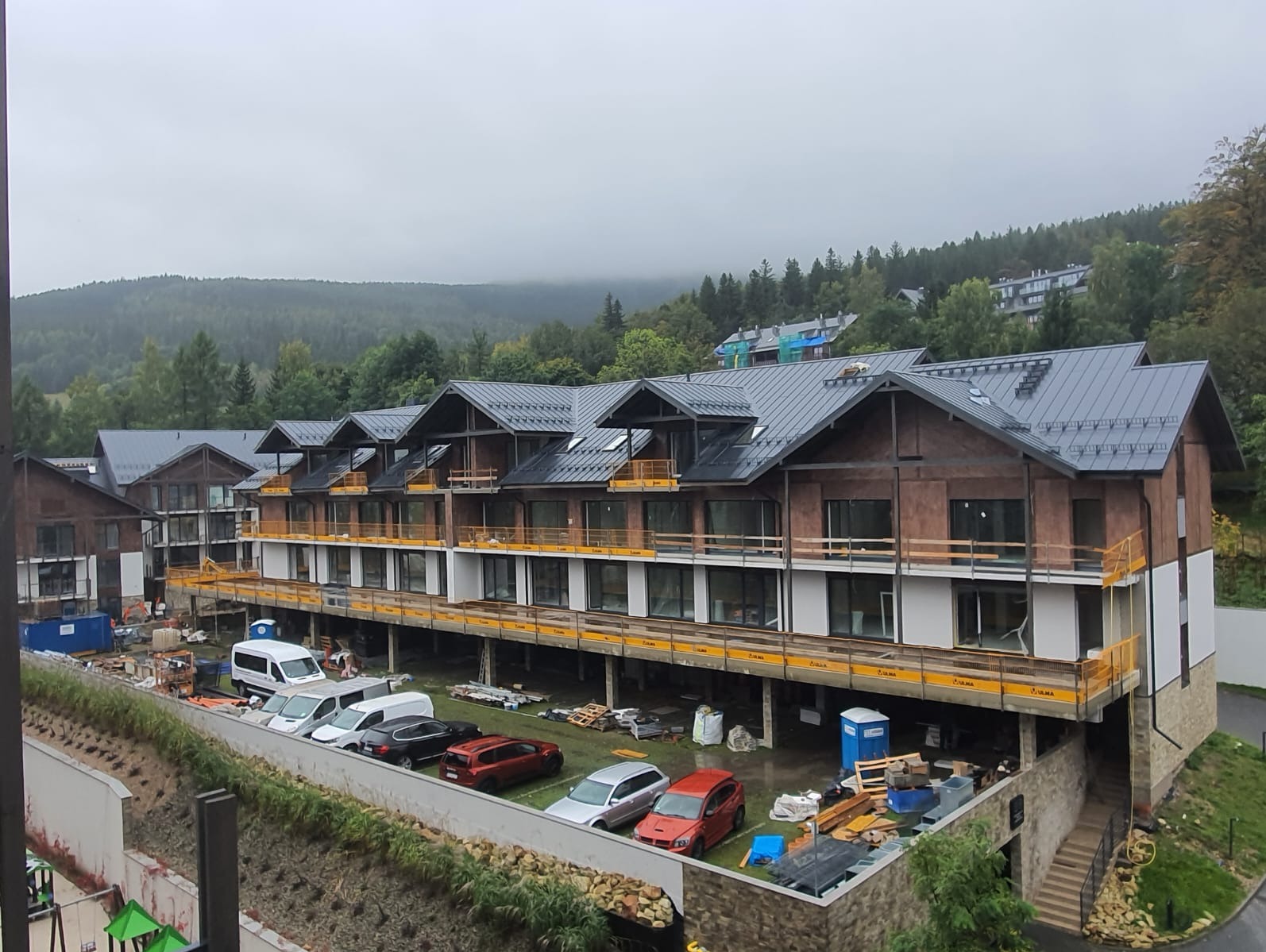 Nasze z niektórych realizacji: Wrocław, Świeradów Zdrój, Karpacz, Szklarska Poręba, Karpacz