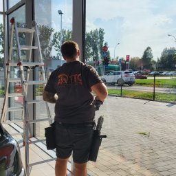 Mycie okien na wysokości Łódź 3
