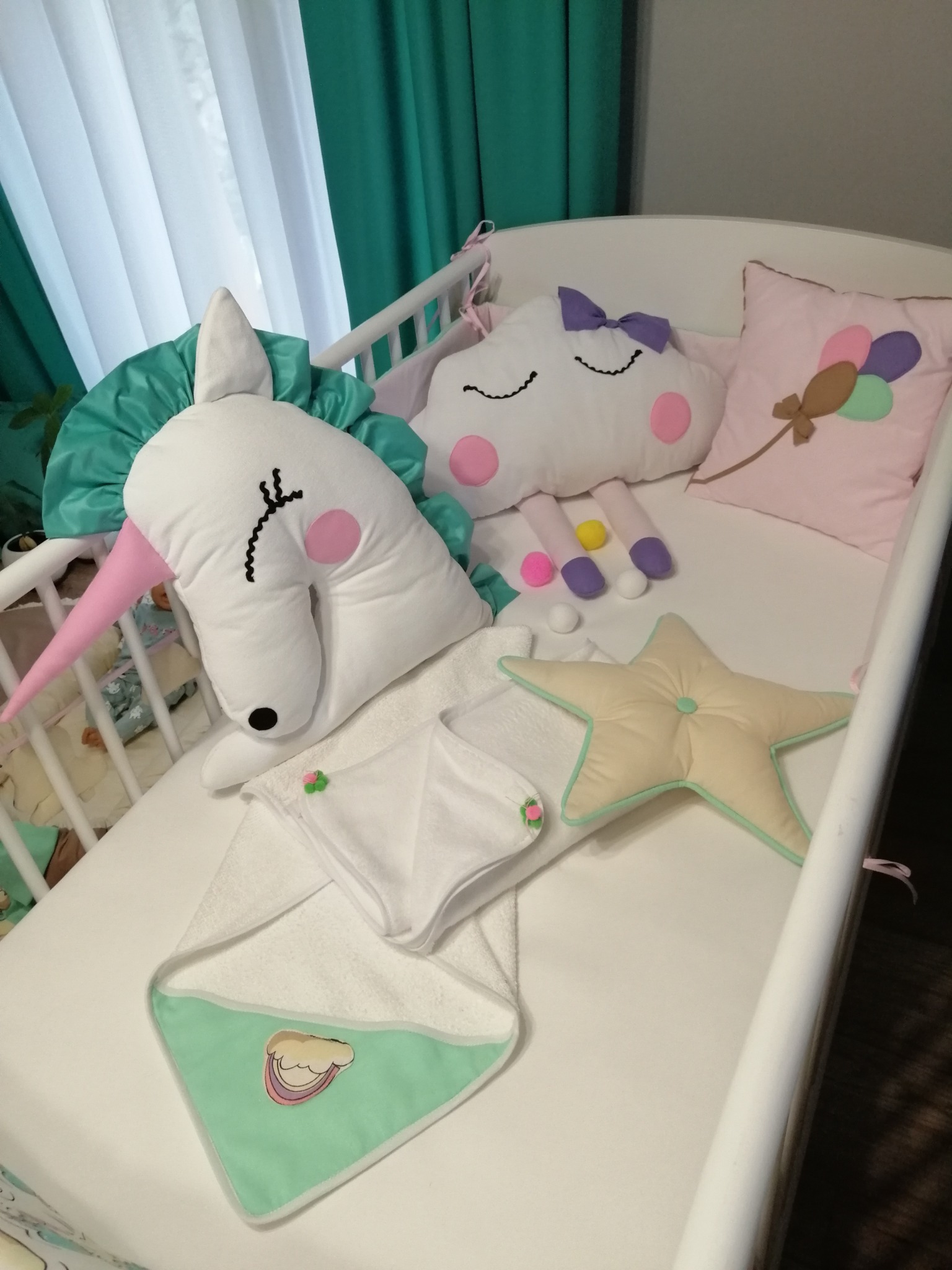 Szyję dekoracje do pokoi dziecięcych-polecam