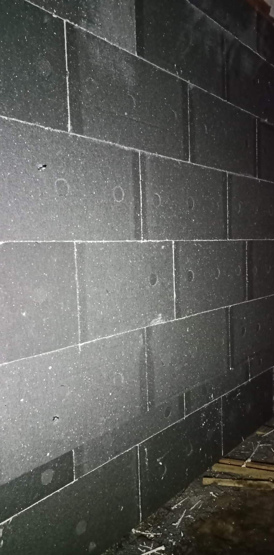 Styropian 20cm przed przytarciem