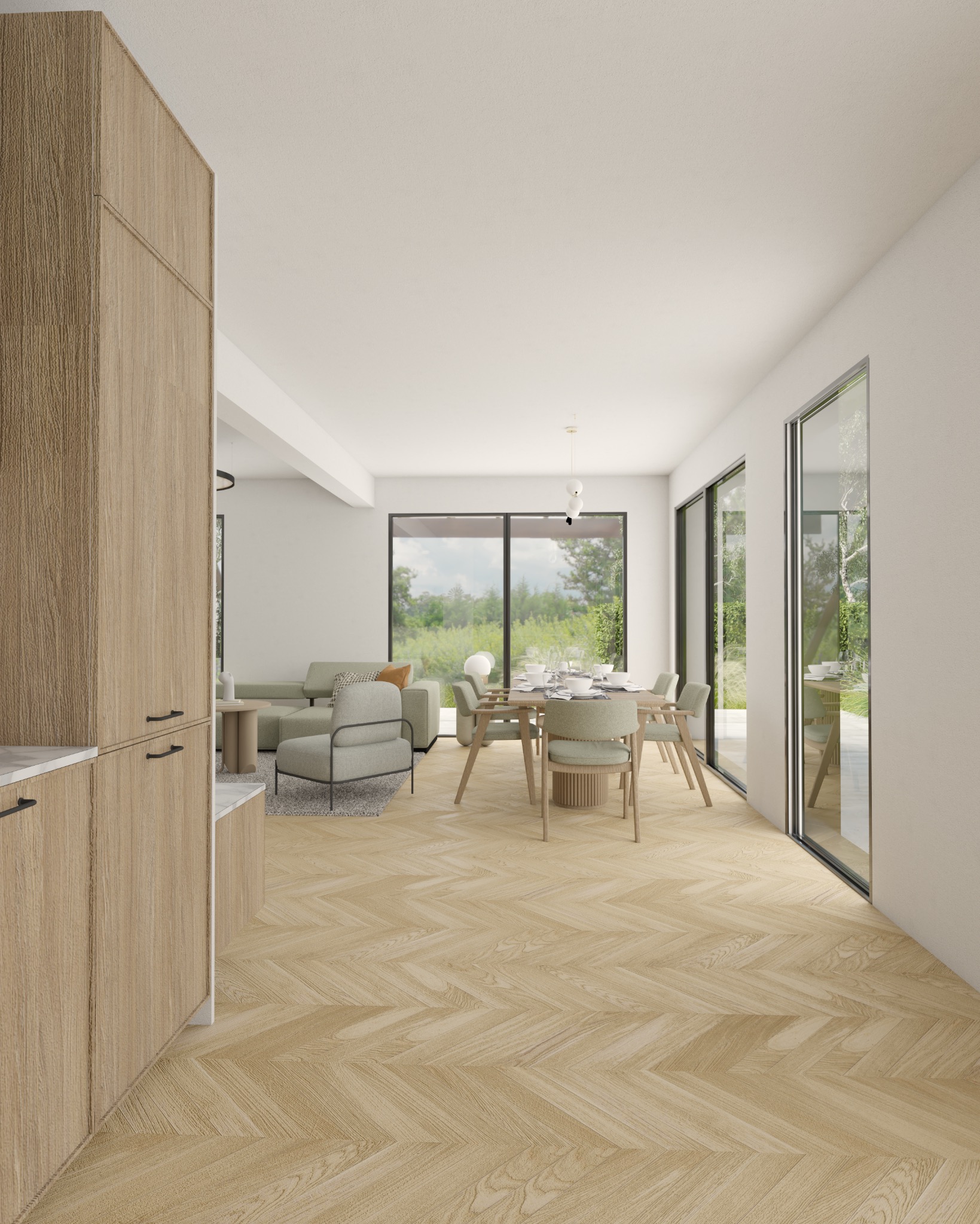 Jasne, przestronne wnętrze w Warszawie z parkietem ułożonym w jodełkę, widok na stół jadalny z zastawą, salon z sofą i fotelami w neutralnych barwach oraz duże okna z widokiem na zieleń.