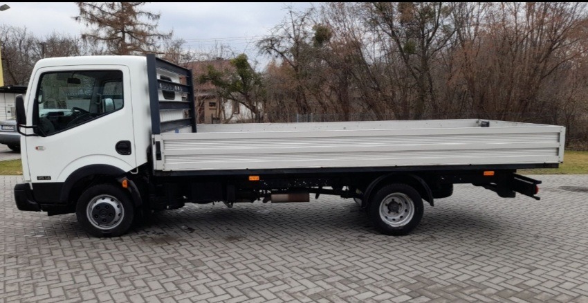Nissan Cabstar Paka 2m x 4.5m