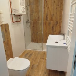 pięćset jeden trzysta siedemset dziewięć cztery