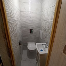 Małe WC - glazura