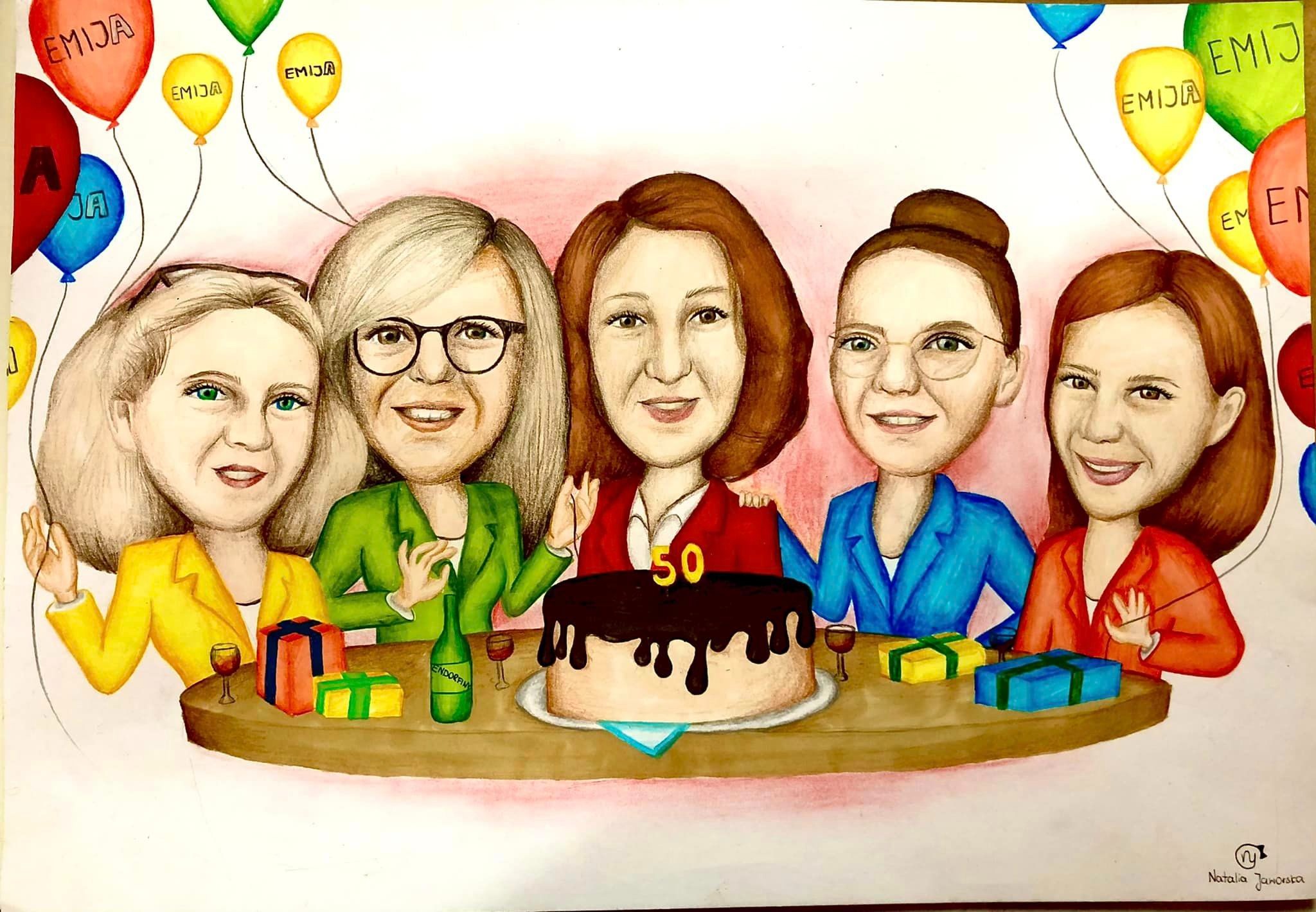 Ręcznie rysowany portret grupowy pięciu kobiet w marynarkach, siedzących za stołem z tortem urodzinowym, prezentami, butelką wina i kieliszkami, z balonami z napisem 'EMIJA' w tle.