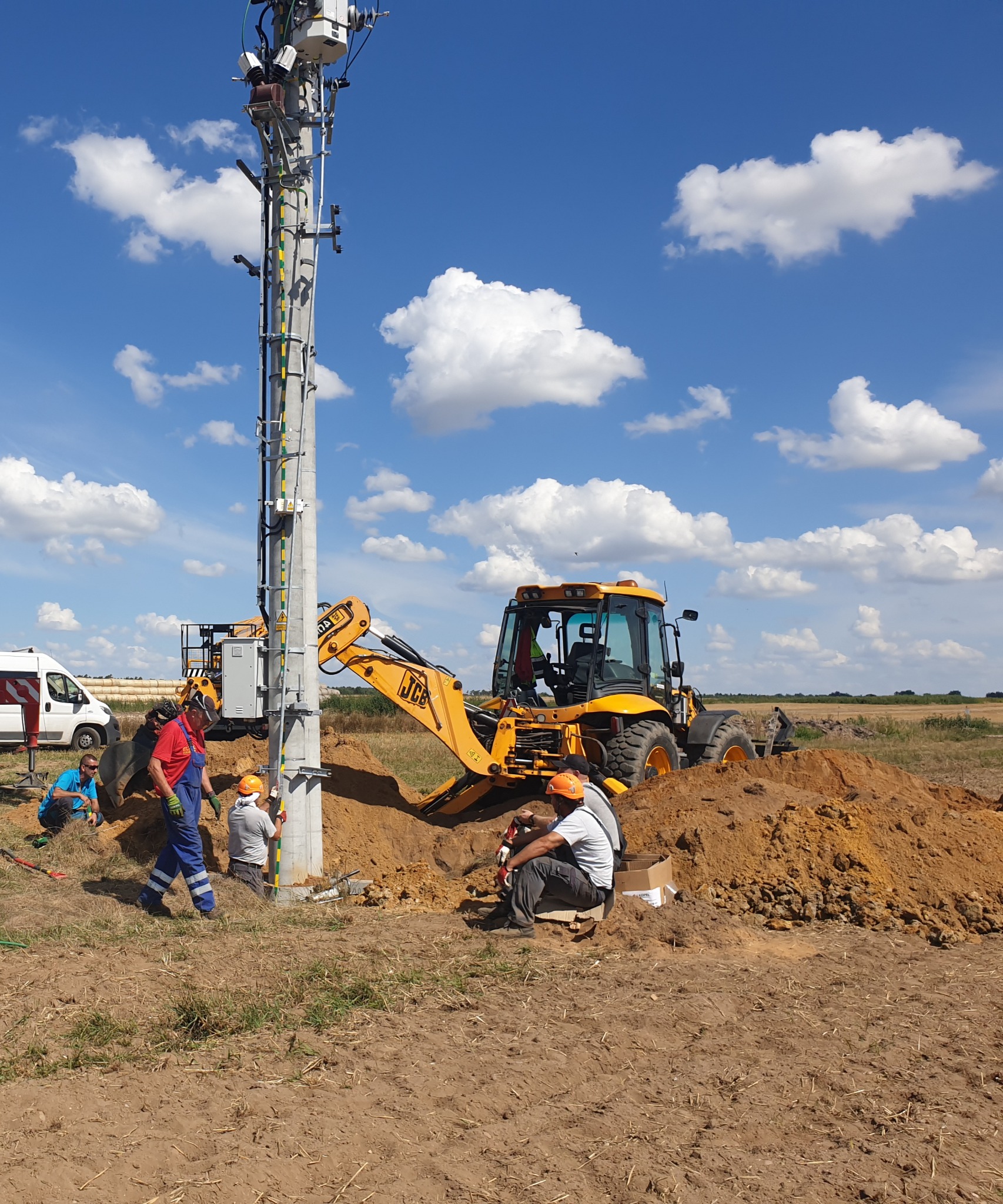 Wymiana słupa średniego napięcia