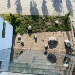 Mycie z dostępu linowego.