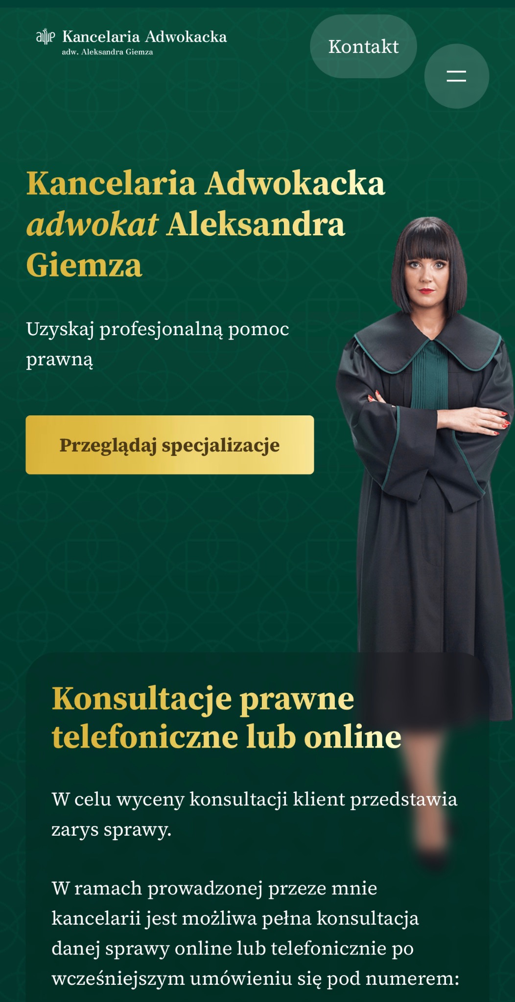 Strona internetowa kancelarii adwokackiej z portretem adwokat Aleksandry Giemzy w todze, oferującej konsultacje prawne telefoniczne i online.