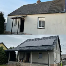 Dom przed i po montażu paneli słonecznych: szary dach z eternitu vs. nowy, ciemny dach z panelami. Elewacja odnowiona, widok z boku, pochmurne niebo.