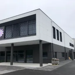 Budynki usługowo-magazynowe w Ożarowie Maz. - Generalny Wykonawca