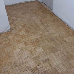 Praca po 3 warstwie lakieru 