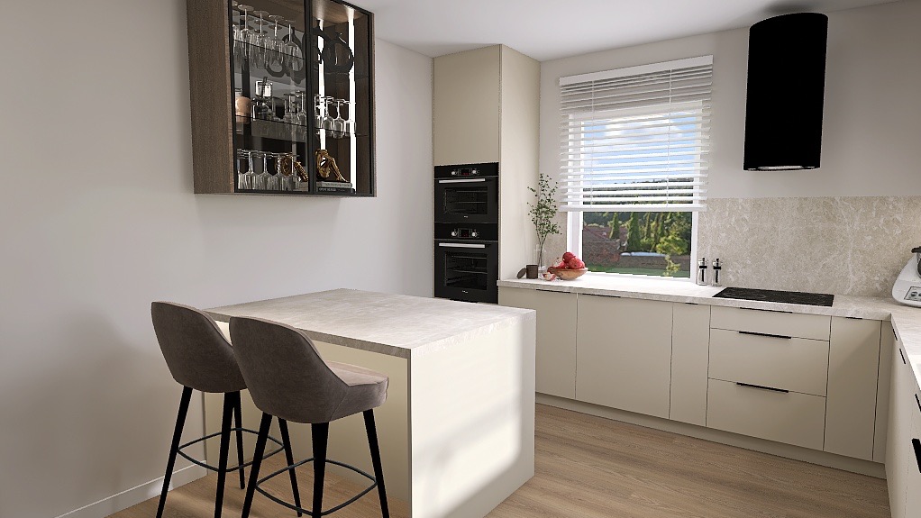 Jasna kuchnia z wyspą, krzesłami barowymi i przeszkloną szafką wiszącą. Nowoczesny design z blatem imitującym kamień i czarnymi akcentami.