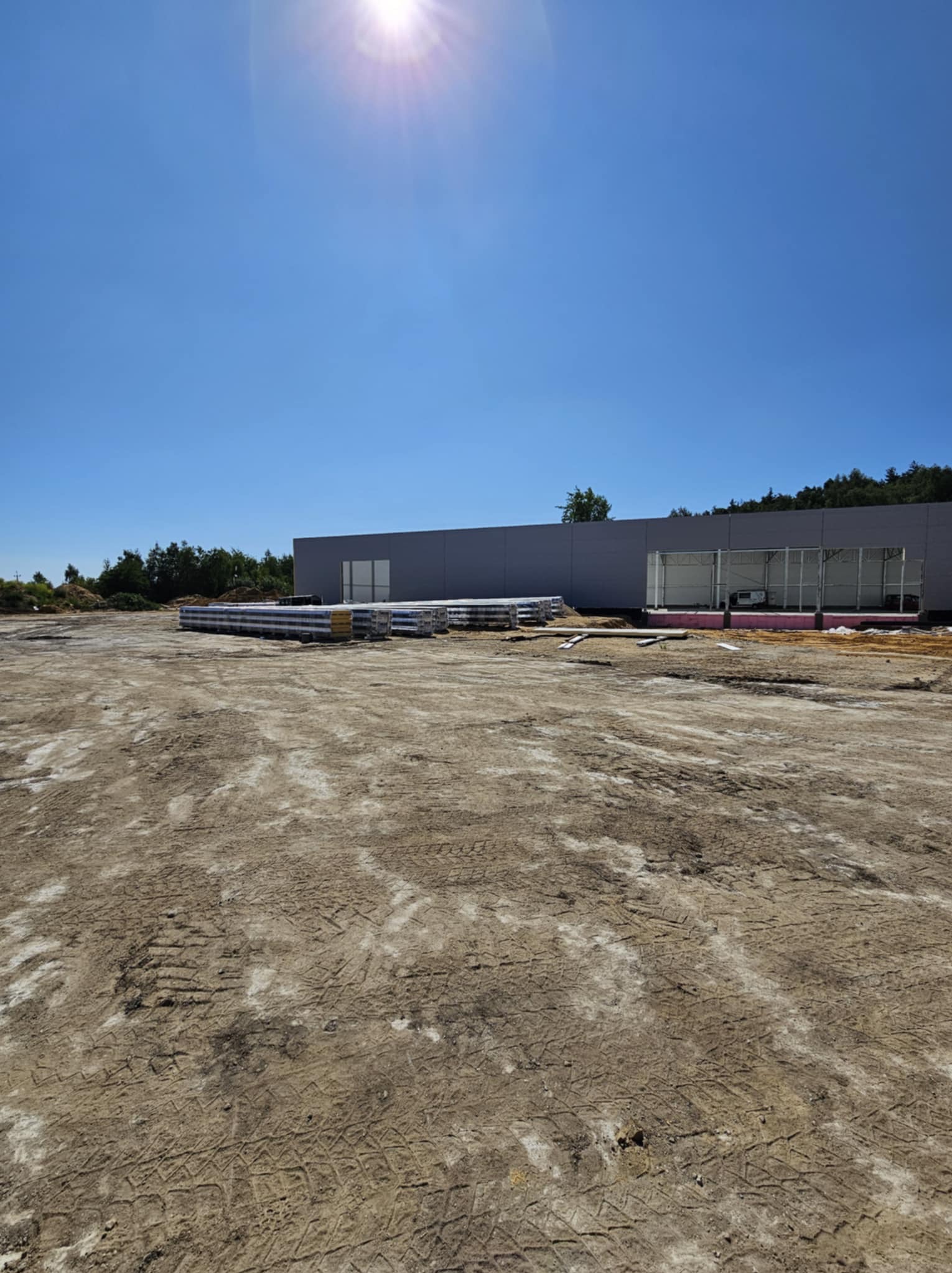 Obsługa hali okmiany